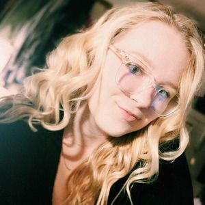 Meet your Posher, Cassie